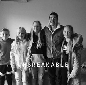 Meet your Posher, Cassie